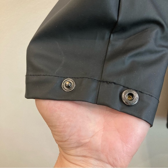 RAINS Sz XXS-XS Oversized Hooded Unlined Fishermen Style Cap Snap Rain Coat - Picture 4 of 16